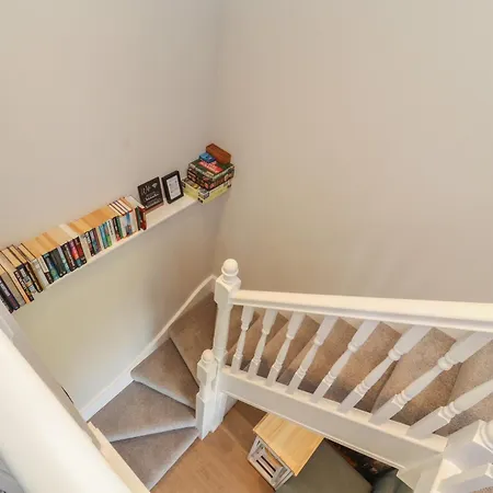 Wren's Nest